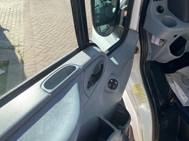Foto 7 van Ford Transit 350L 2.2 TDCI Ambiente EF HD Jumbo / 2014 / Euro5 / Airco / 168.478 KM NAP/ APK 29-5-20