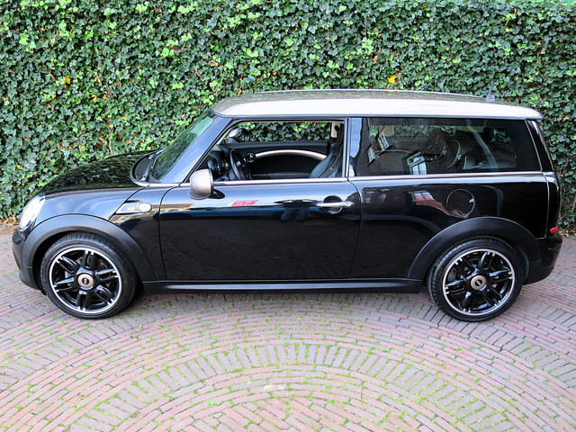 Foto 6 van MINI Clubman 1.6 Cooper BondStreet R55 LCI met Leder, Clima, afn. trekhaak en 17"