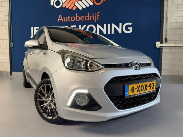Foto 3 van Hyundai I10 1.0i i-Motion Premium /bj.2014 / kleur: grijs / NAP met 142036 km./ APK 09/2027 / climat
