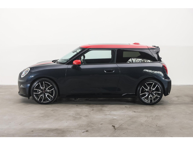 Foto 5 van MINI Hatchback Cooper SE / John Cooper Works / Pakket XL / John Cooper Works / Pakket XL / 18" JCW L