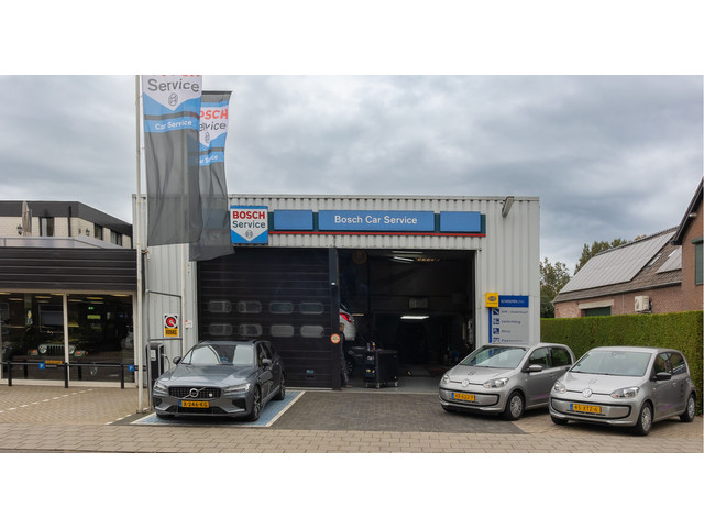 Foto 2 van Ford Transit Connect 1.5 EcoBlue Automaat L2 Limited, 1e eigenaar, 3-zits, Adaptive Cruise, Camera,