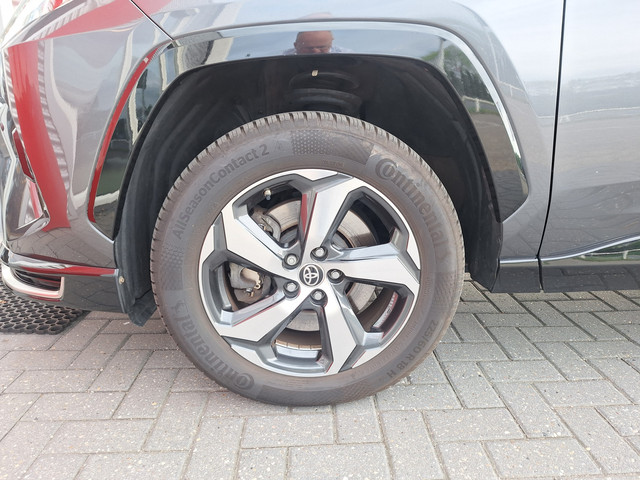 Foto 2 van Toyota RAV4 2.5 Plug-in Hybrid AWD Style Limited met trekhaak