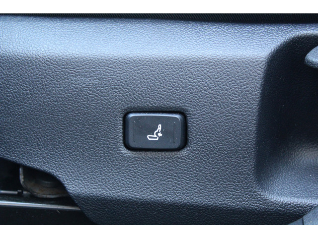 Foto 8 van Toyota Corolla Touring Sports 1.8 Hybrid Dynamic | Rijklaar | Apple/Android | LED | Keyless | Camera