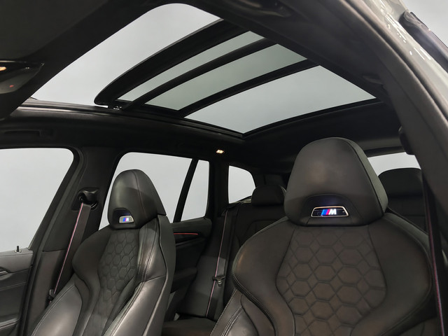 Foto 8 van BMW X3 M Competition 510pk Carbon Pano Acc Lane Laser