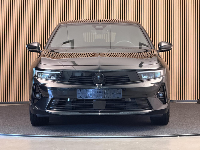 Foto 10 van Opel Astra 1.2 Turbo 130PK Aut. Elegance Black Pakket | 360 Camera | Carplay | AGR | Stoelverw. | In