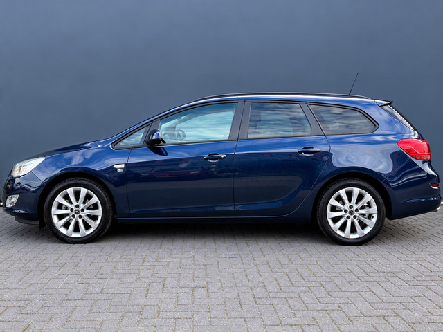 Foto 6 van Opel Astra Sports Tourer 1.4 Turbo Edition NIEUW BINNEN !! TREKHAAK | STOEL + STUUR VERW. |