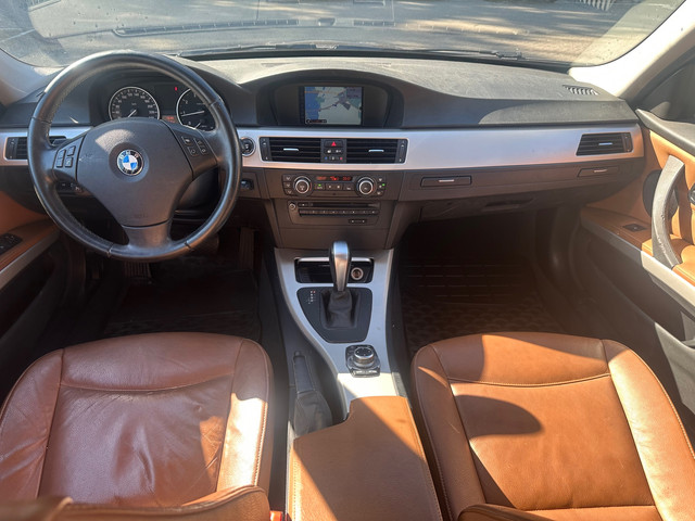 Foto 5 van BMW 3-serie Touring 318i Luxury Line , automaat , leer , navigatie , pdc