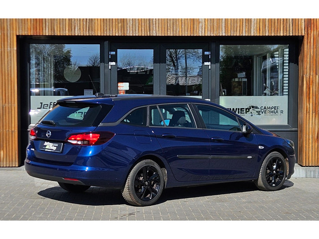 Foto 4 van Opel Astra Sports Tourer 1.2 Edition led. cruise control. lichtmetaal.