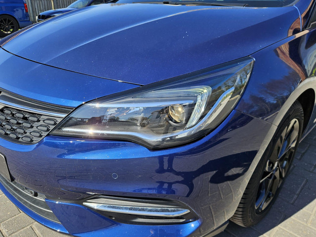 Foto 10 van Opel Astra Sports Tourer 1.2 Edition led. cruise control. lichtmetaal.