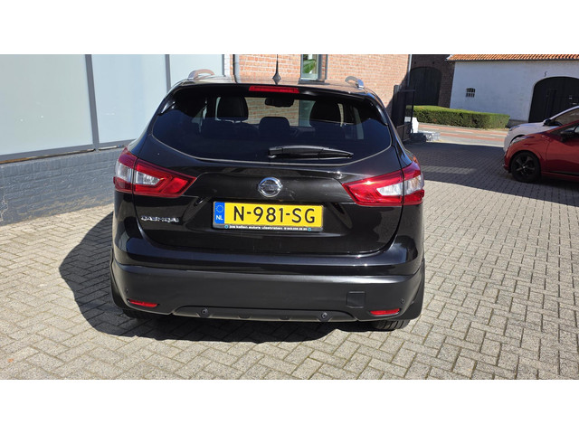 Foto 6 van Nissan Qashqai 1.2 Premier Edition Navi, Camera 360, Panormadak, 18inch, Dodehoek, Topstaat!