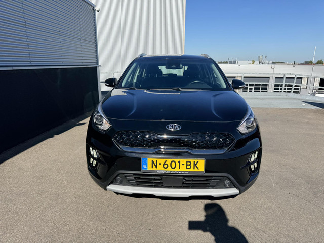 Foto 5 van Kia Niro 1.6 GDi Hybrid Style Edition Schuif/kanteldak, Trekhaak, 1e eign. NL-auto! Navigatie, Achte