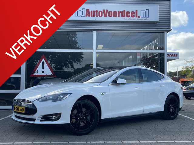 Tesla Model S 85 Base /Pano/leder/Camera/Free Supercharge/