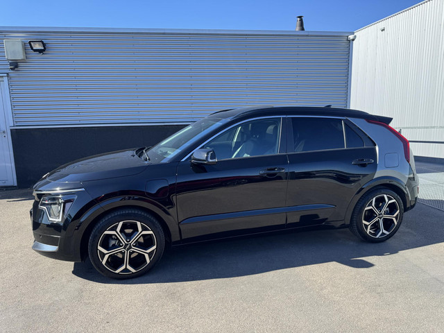 Foto 8 van Kia Niro 1.6 GDi PHEV ExecutiveLine Schuif/kanteldak, Trekhaak, NL-auto, Stoelkoeling- & verwarming,