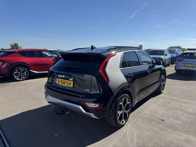 Foto 4 van Kia Niro 1.6 GDi PHEV ExecutiveLine Schuif/kanteldak, Trekhaak, NL-auto, Stoelkoeling- & verwarming,