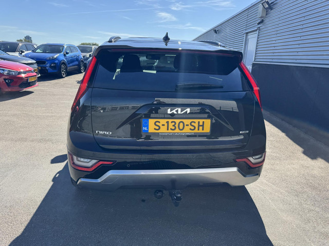 Foto 3 van Kia Niro 1.6 GDi PHEV ExecutiveLine Schuif/kanteldak, Trekhaak, NL-auto, Stoelkoeling- & verwarming,