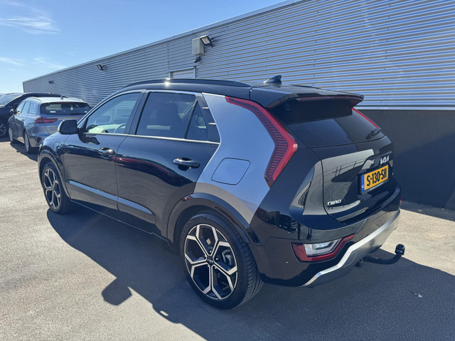 Foto 2 van Kia Niro 1.6 GDi PHEV ExecutiveLine Schuif/kanteldak, Trekhaak, NL-auto, Stoelkoeling- & verwarming,