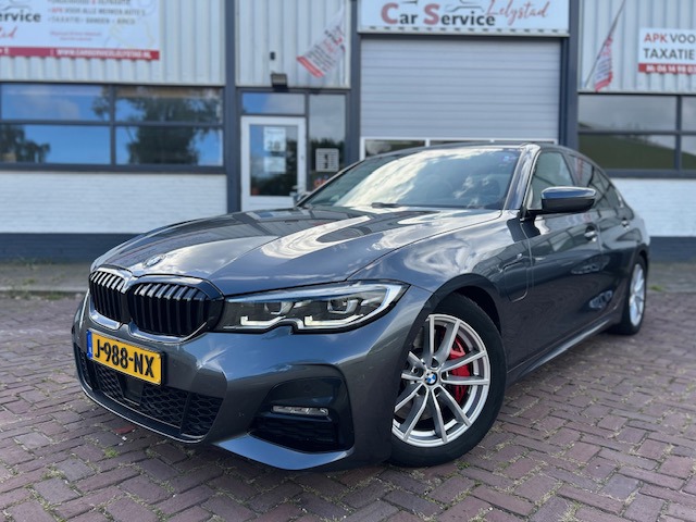 Foto 8 van BMW 3-serie 330e eDrive Edition [INCL-BTW] M-Pakket | Hud|Keyless| Adaptive cruise|.....