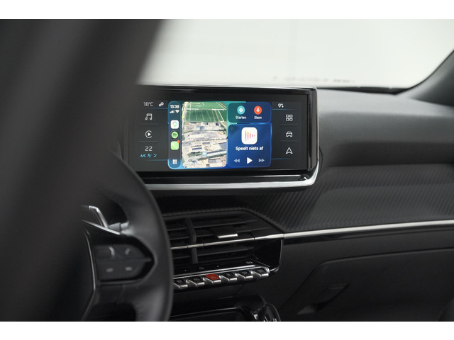 Foto 9 van Peugeot 2008 1.2 Hybrid 136 Style | Apple Carplay | Parkeersensoren | Climate Control