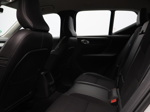 Foto 9 van Volvo XC40 T5 Twin Engine Momentum Pro / Trekhaak / 360 camera / Elektr. bed. achterklep