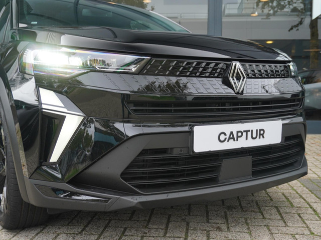 Foto 2 van Renault Captur 1.8 full hybrid 160 techno AUTOMAAT / 12.000KM / PACK WINTER / NAVI / CAMERA / PDC 36