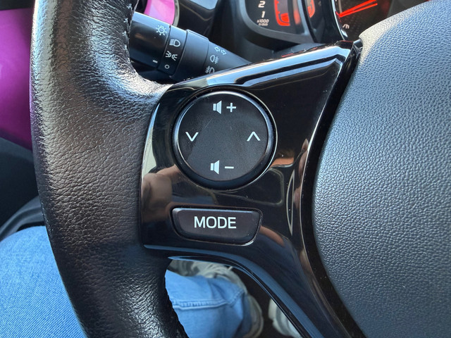 Foto 9 van Toyota Aygo 1.0 VVT-i x-cite BI-TONE / Airco / Bluetooth / Cruise control / LMV /