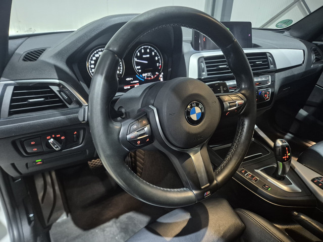 Foto 9 van BMW 1-serie 118i High Executive, M-Sport, facelift model (LCI 2) en rijklaar