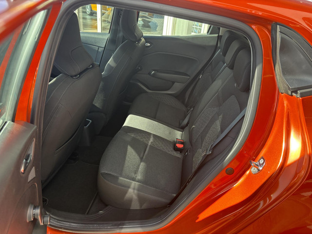 Foto 9 van Renault Clio 1.0 TCe Zen | NAP | Climate Control | Key-less | Navigatie | Cruise Control | LED | DAB