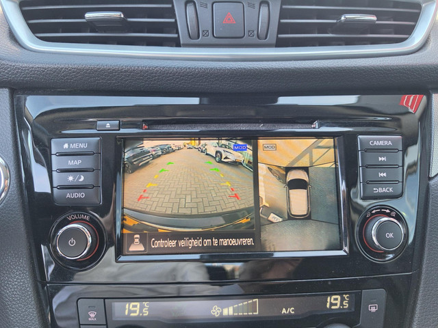 Foto 10 van Nissan Qashqai 1.3 DIG-T N-Connecta | Panoramadak | 360° Camera | Trekhaak |
