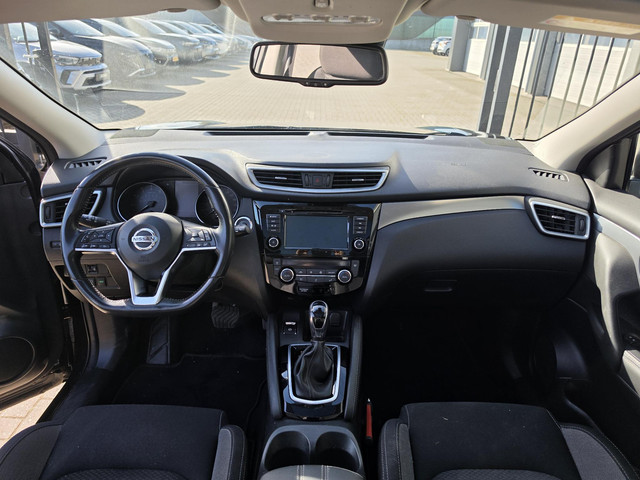 Foto 7 van Nissan Qashqai 1.3 DIG-T N-Connecta | Panoramadak | 360° Camera | Trekhaak |