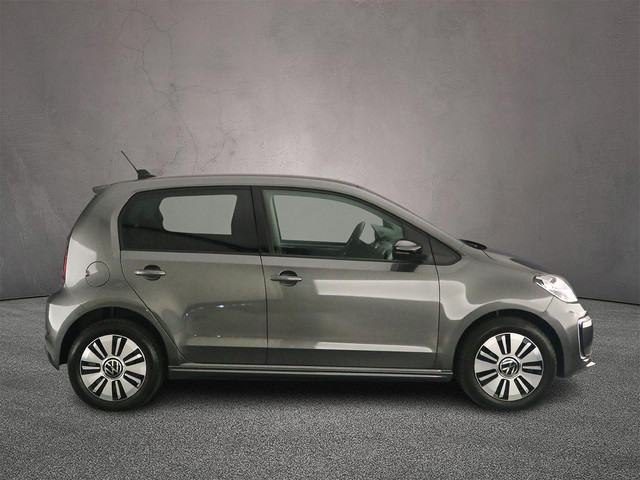 Foto 7 van Volkswagen e-Up! Style 83pk Automaat Achteruitrijcamera, Cruise control, Stoelverwarming, Parkeersen