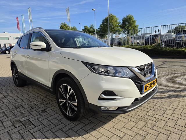 Foto 9 van Nissan Qashqai 1.3 DIG-T N-Connecta  | Panoramadak | 360° Camera | Trekhaak |