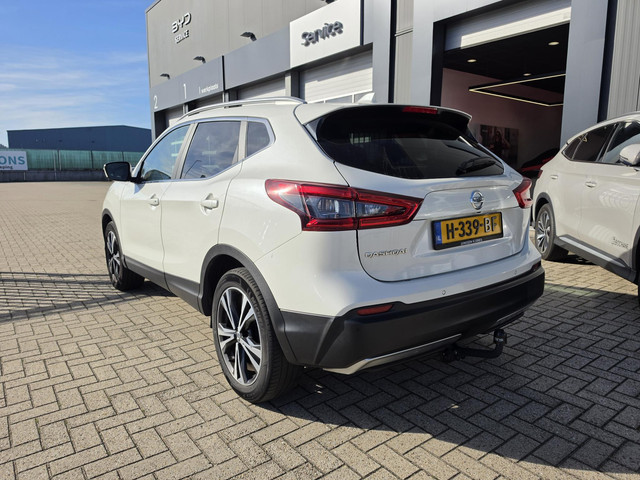 Foto 10 van Nissan Qashqai 1.3 DIG-T N-Connecta  | Panoramadak | 360° Camera | Trekhaak |