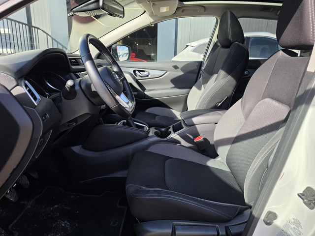 Nissan Qashqai 1.3 DIG-T N-Connecta  | Panoramadak | 360° Camera | Trekhaak |