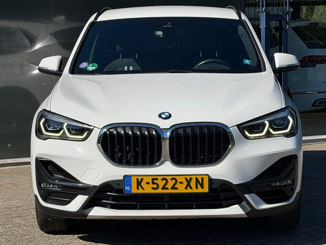 Foto 5 van BMW X1 SDrive18i High Executive CAMERA CARPLAY NAV TREKHAAK