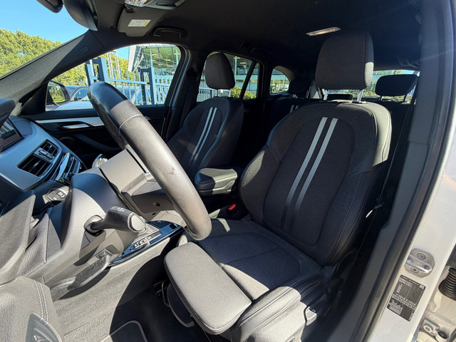 Foto 8 van BMW X1 SDrive18i High Executive CAMERA CARPLAY NAV TREKHAAK