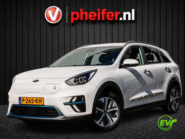 Foto 2 van Kia e-Niro Edition 64 kWh SOH 100% Camera/ Carplay/ Navigatie/ Adapt. cruise/ Half leer/ Dab
