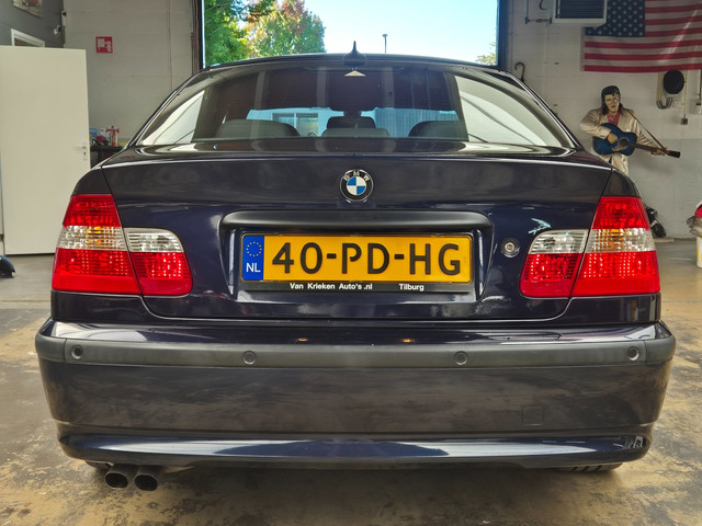 Foto 5 van BMW 3-serie 325i Special Edition *153000KM* NL auto