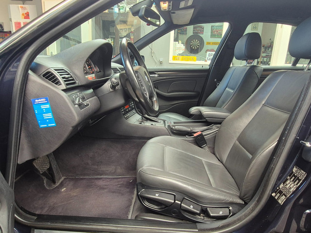 Foto 9 van BMW 3-serie 325i Special Edition *153000KM* NL auto