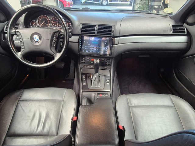 Foto 10 van BMW 3-serie 325i Special Edition *153000KM* NL auto