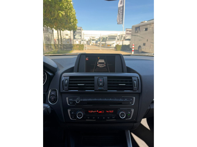 Foto 8 van BMW 1-serie 116i l CLIMA l PDC V/A l STOELVERWARMING