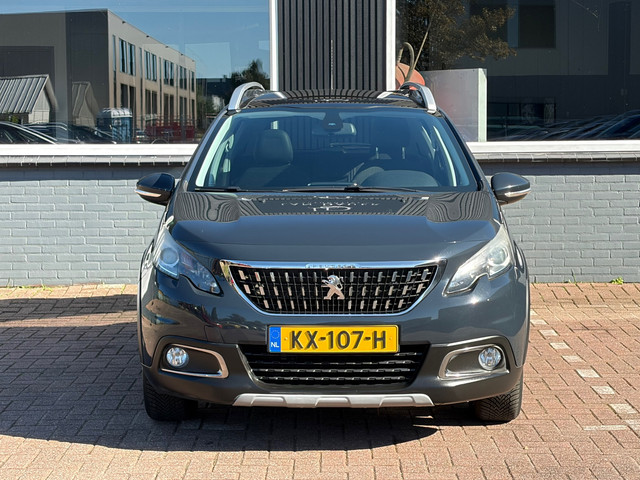 Foto 3 van Peugeot 2008 1.2 PureTech Allure / Pano / Riem VV / Leder