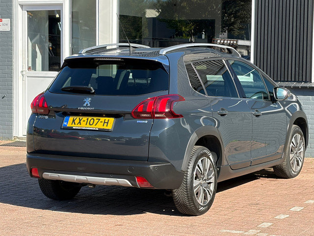 Foto 6 van Peugeot 2008 1.2 PureTech Allure / Pano / Riem VV / Leder