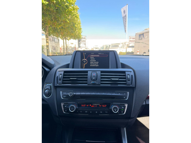 Foto 9 van BMW 1-serie 116i l LM VELGEN l CLIMATRONIC l STOELVERWARMING