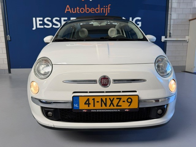 Foto 10 van Fiat 500 C 1.2 Lounge cabriolet automaat / bj.2011 / kleur: wit / NAP met 131239 km./ APK 07/2027 /