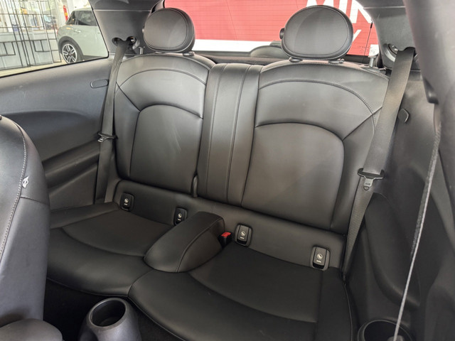 Mini 3-Deurs 1.5 Cooper Chili Serious Business ( 6 MAANDEN GARANTIE )