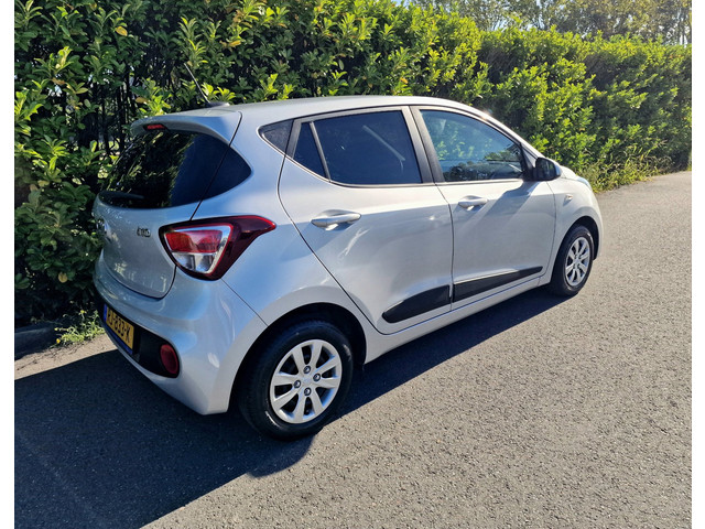Foto 10 van Hyundai I10 1.0i Apple CarPlay Cruise Clima Airco