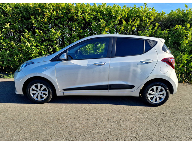 Foto 8 van Hyundai I10 1.0i Apple CarPlay Cruise Clima Airco