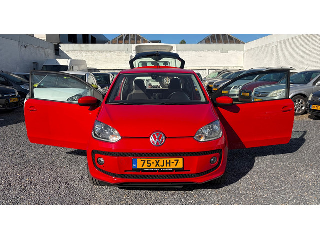 Foto 3 van Volkswagen Up! 1.0 high up! BlueMotion | Bouwjaar 2012 | Lederen Bekleding