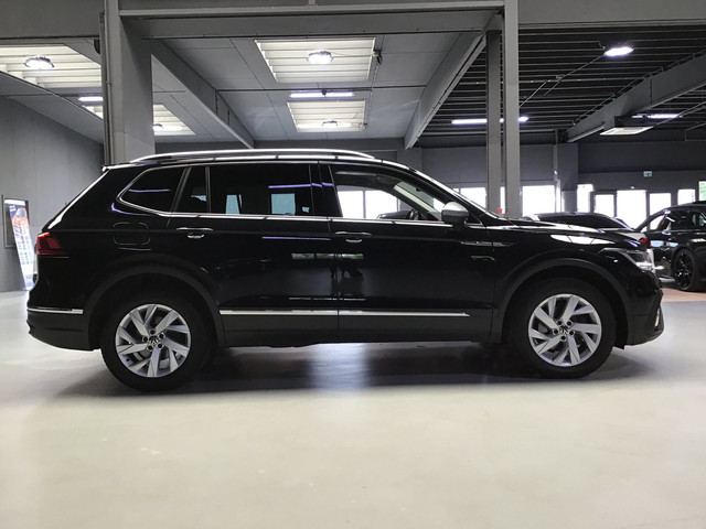 Foto 4 van Volkswagen Tiguan Allspace 2.0 TDI Life I EX BPM I EX BTW I New Remmen + Kln Brt I Head Up I Digital