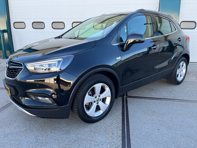 Foto 2 van Opel Mokka X 1.4 Turbo Black Edition Nieuwstaat.